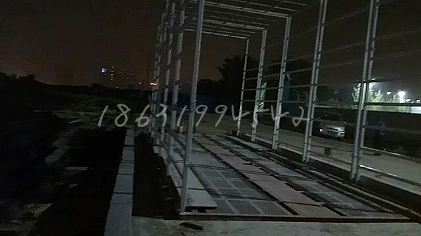 工地洗车台工地洗轮机站在行业技术的前沿-工地洗车机